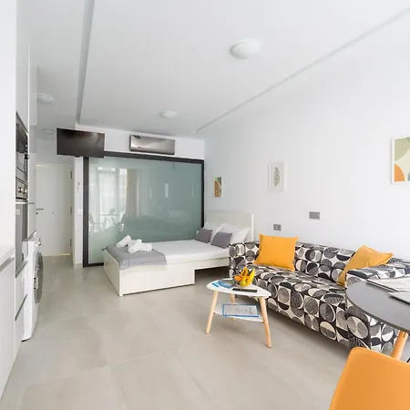 Apartment In Palmas Near Playa De Canteras Las Palmas de Gran Canaria