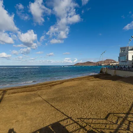 In Palmas Near Playa De Canteras * Las Palmas de Gran Canaria